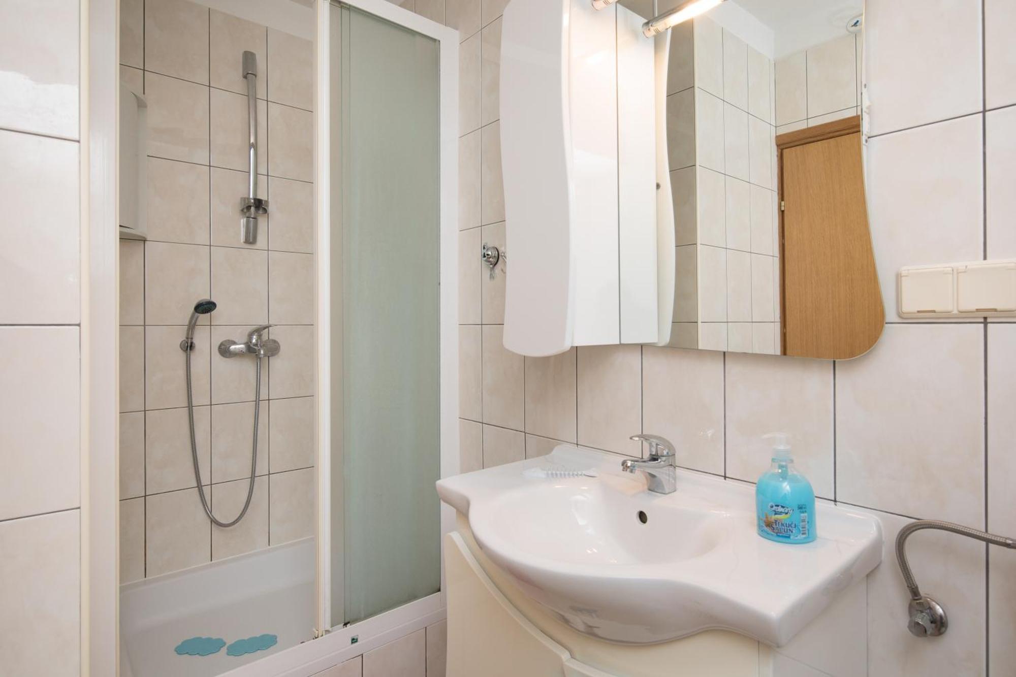 Beach Penthouse Diamond Apartman Omiš Szoba fotó