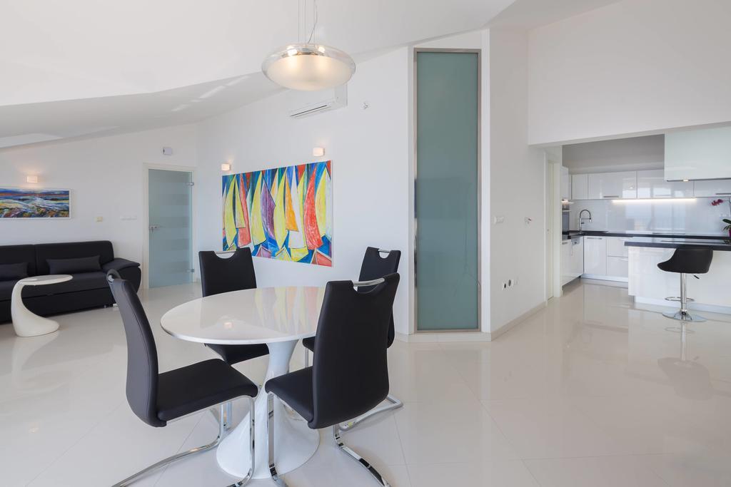 Beach Penthouse Diamond Apartman Omiš Kültér fotó